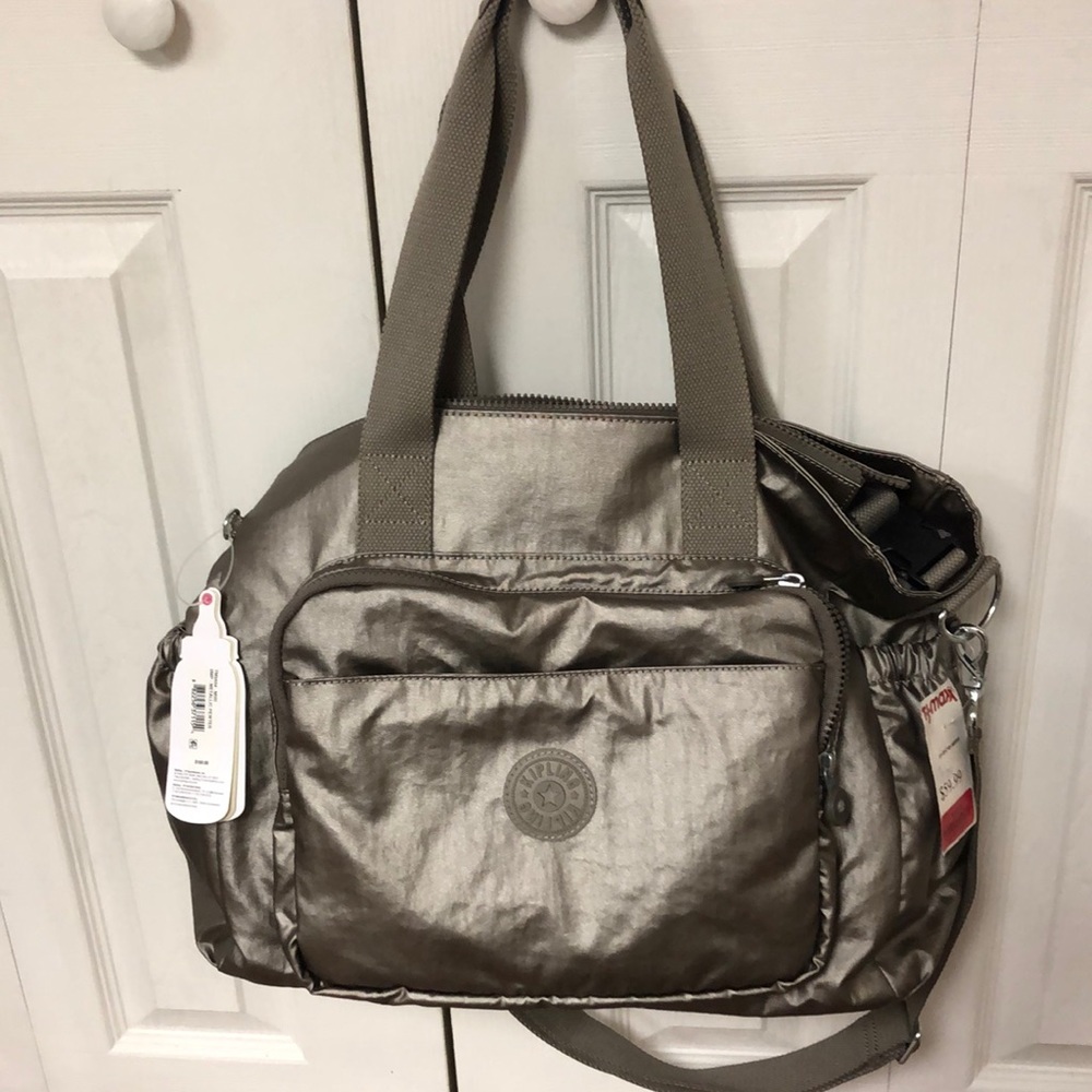 NWT Kipling baby bag, metallic. No flaws!